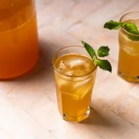 Drinks Arnold Palmer (Half Tea_Half Lemonade) menu