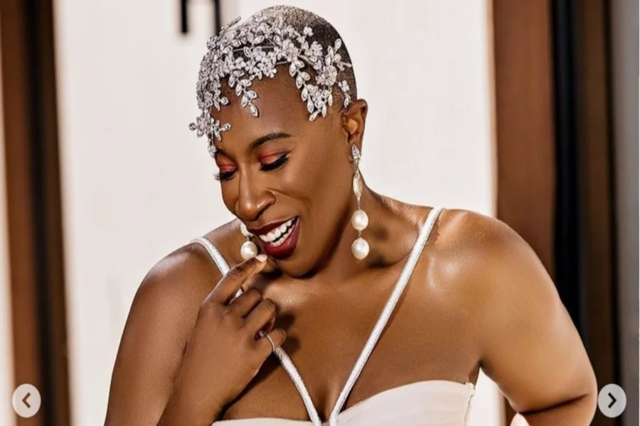 Aisha Hinds Husband