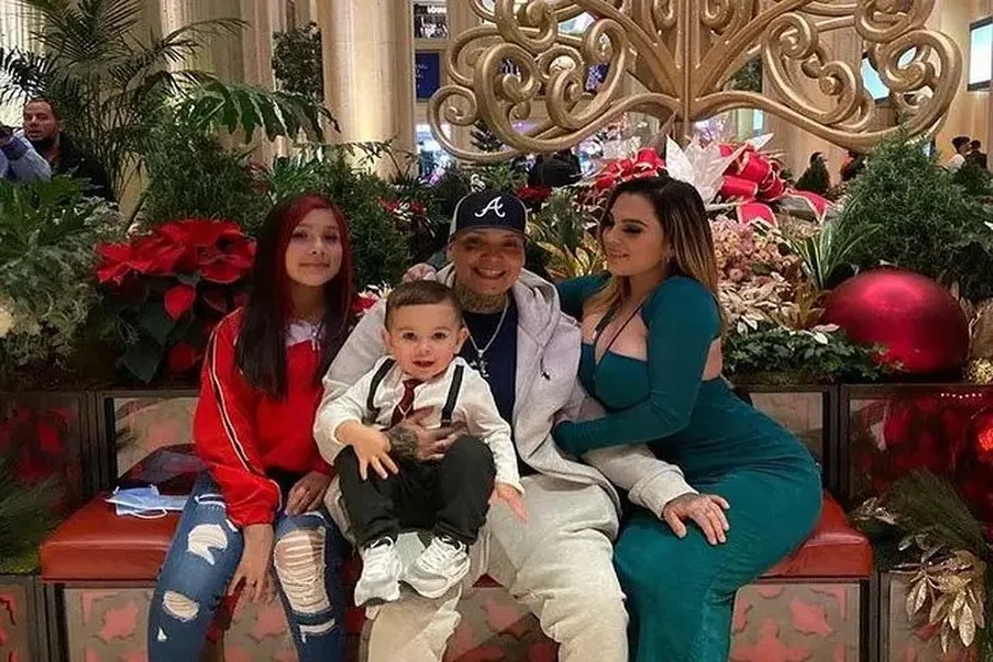 Amanda Perez Wife